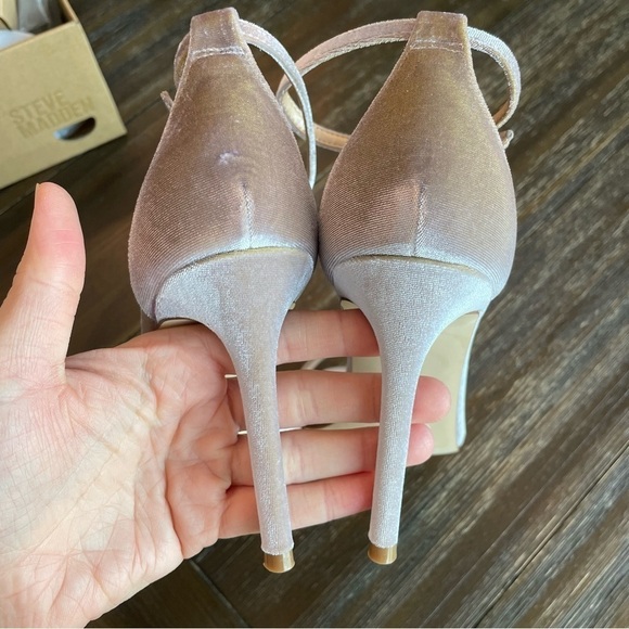 New Steve Madden Tecy Rhinestone Embellished Stiletto Sandal in Blush Velour - Picture 8 of 12